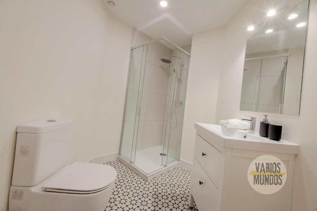 Cool Y Centrico Apt 6Px En Plena Plaza Del Carmen E2 Madrid Luaran gambar